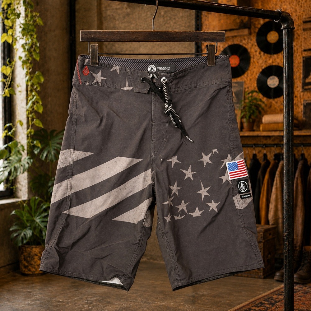 Volcom Board Shorts Mens 29 Charcoal Grey American Flag Stars Stripes Trunks